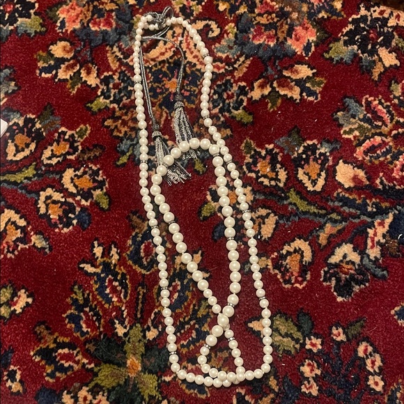 Stella & Dot Classic White Pearl Necklace - Picture 9 of 11